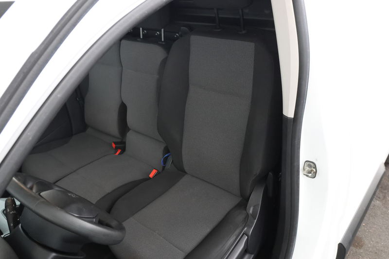 Peugeot Partner 1.5 BlueHDI Pro Long — photo 14