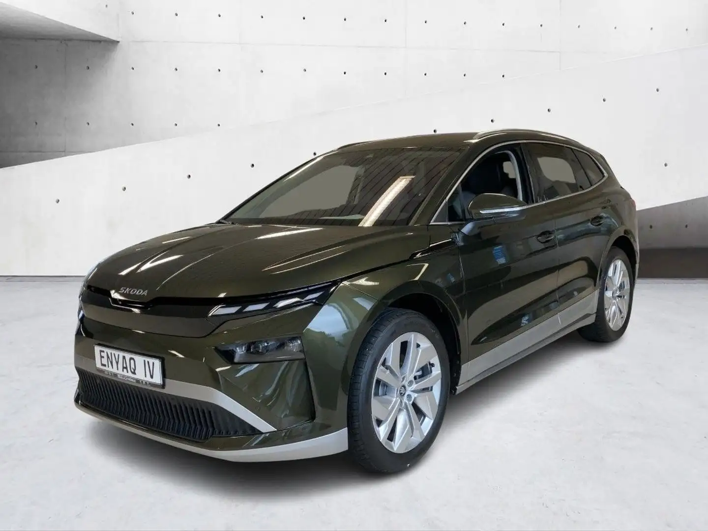 Skoda Enyaq 60 63kWh 150kW MATRIX AHK R-KAM SHZ Grün - 2