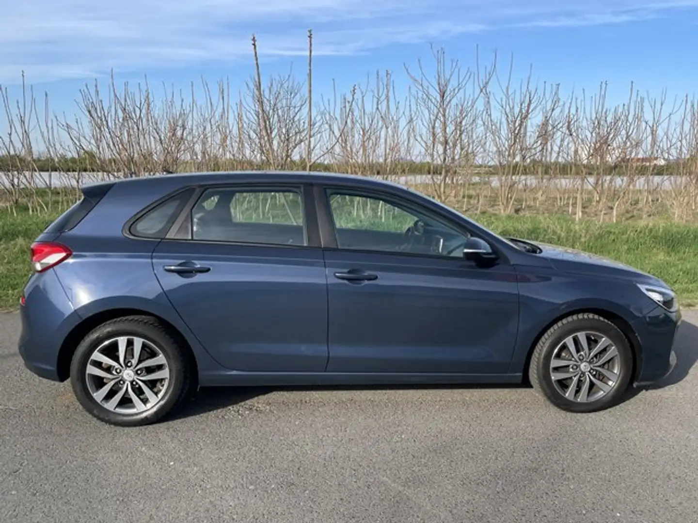 Hyundai i30 i30 1.0 T-GDI Trend Blau - 2