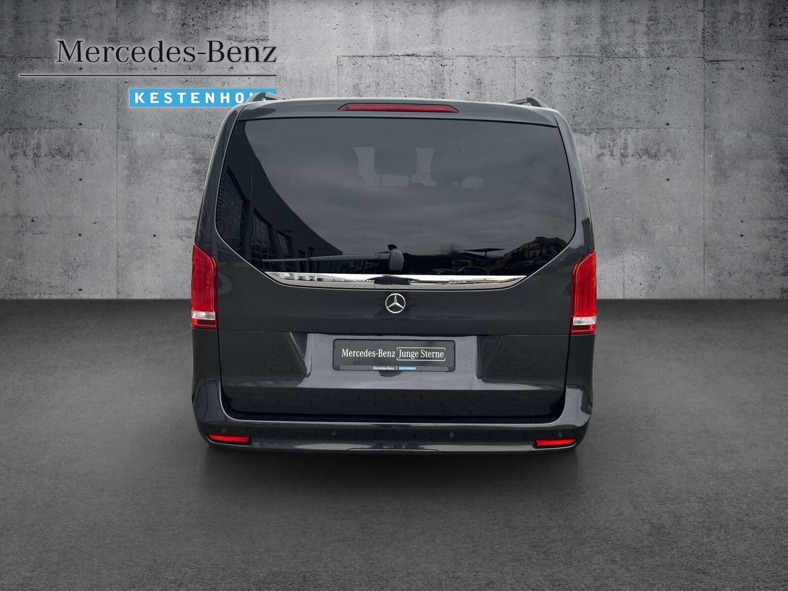 Mercedes-Benz V 220
