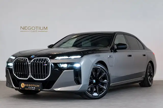 BMW 760 e xD Two Tone Fond TV SkyLo. AutoTüren B&W