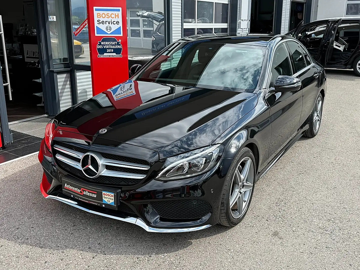 Mercedes-Benz C 220 d AMG Line Aut. Schwarz - 2