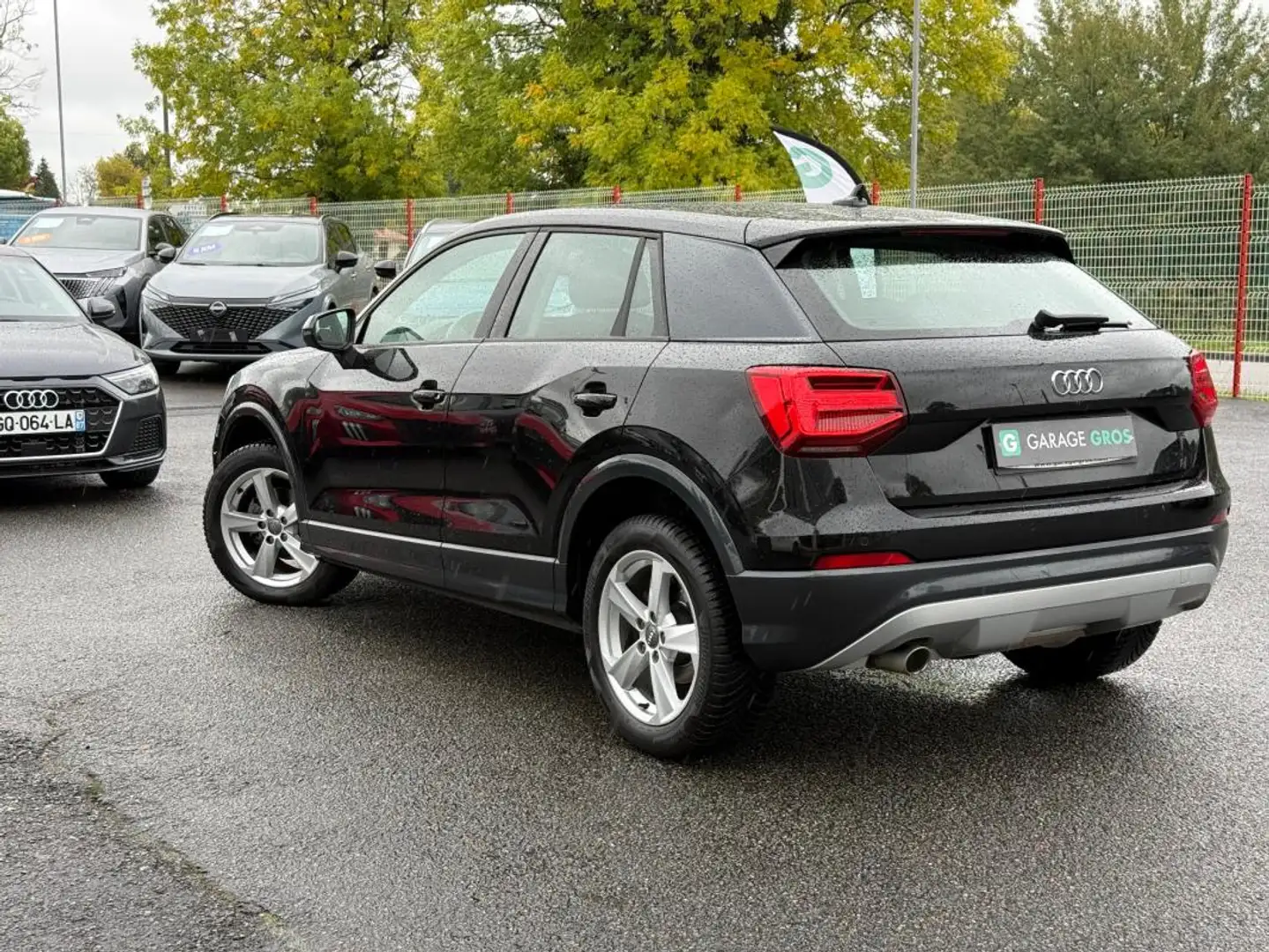 Audi Q2 30 TDI 116 S tronic 7 Design Noir - 2