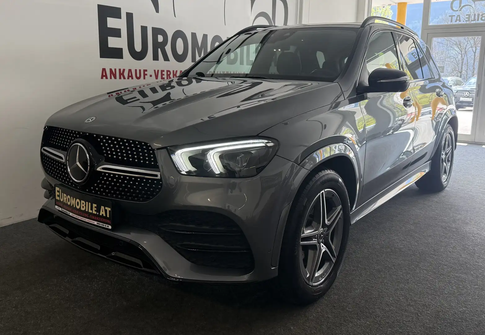 Mercedes-Benz GLE 300 d 4Matic AMG-LINE *NIGHT-P*AHK*360*LED*AMBIENTE* Grau - 1