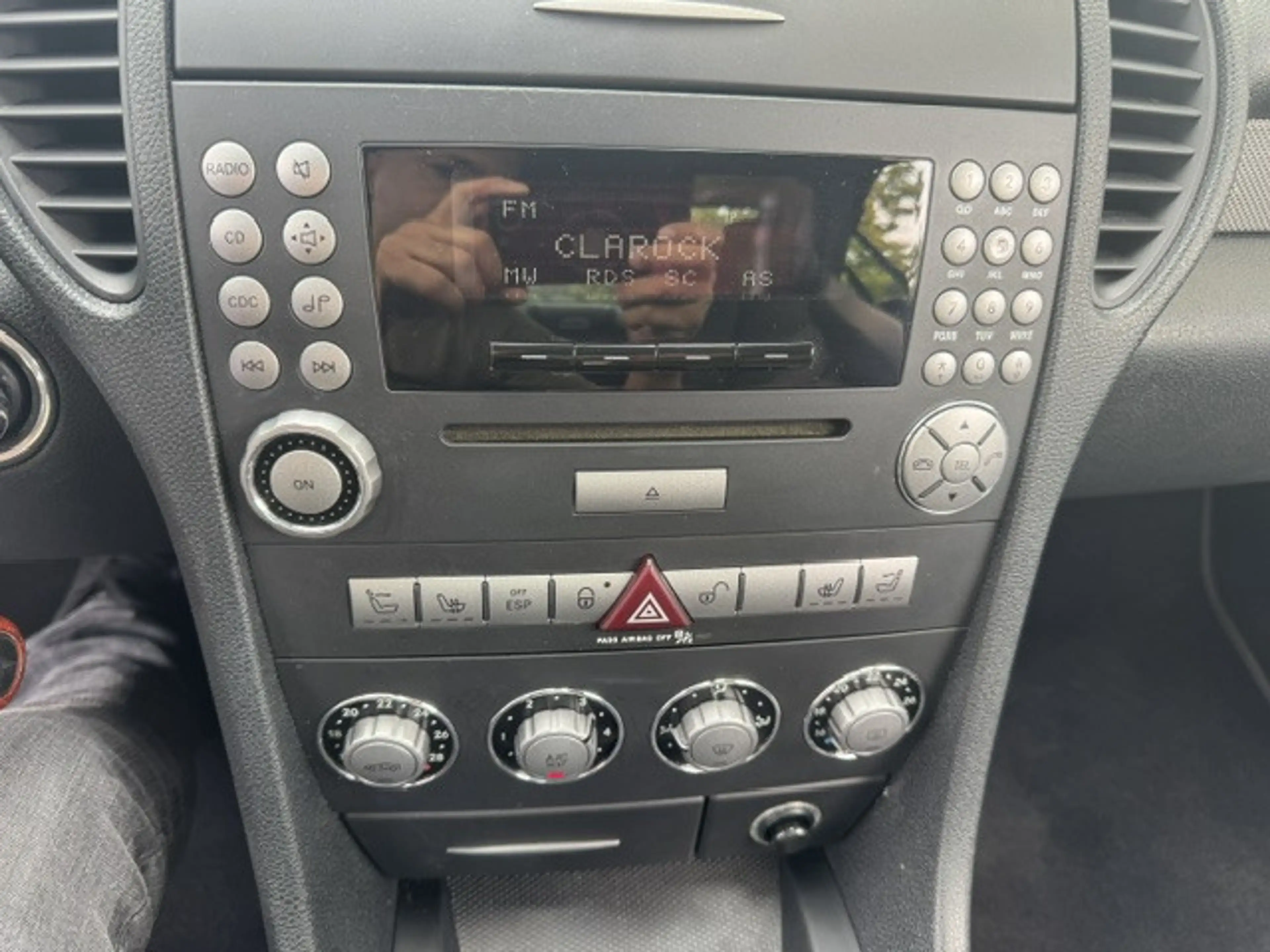 Mercedes-Benz SLK 200 MERCEDES BENZ SLK 200 KEMPRESSOR EDITION 10 LEDER — photo 14