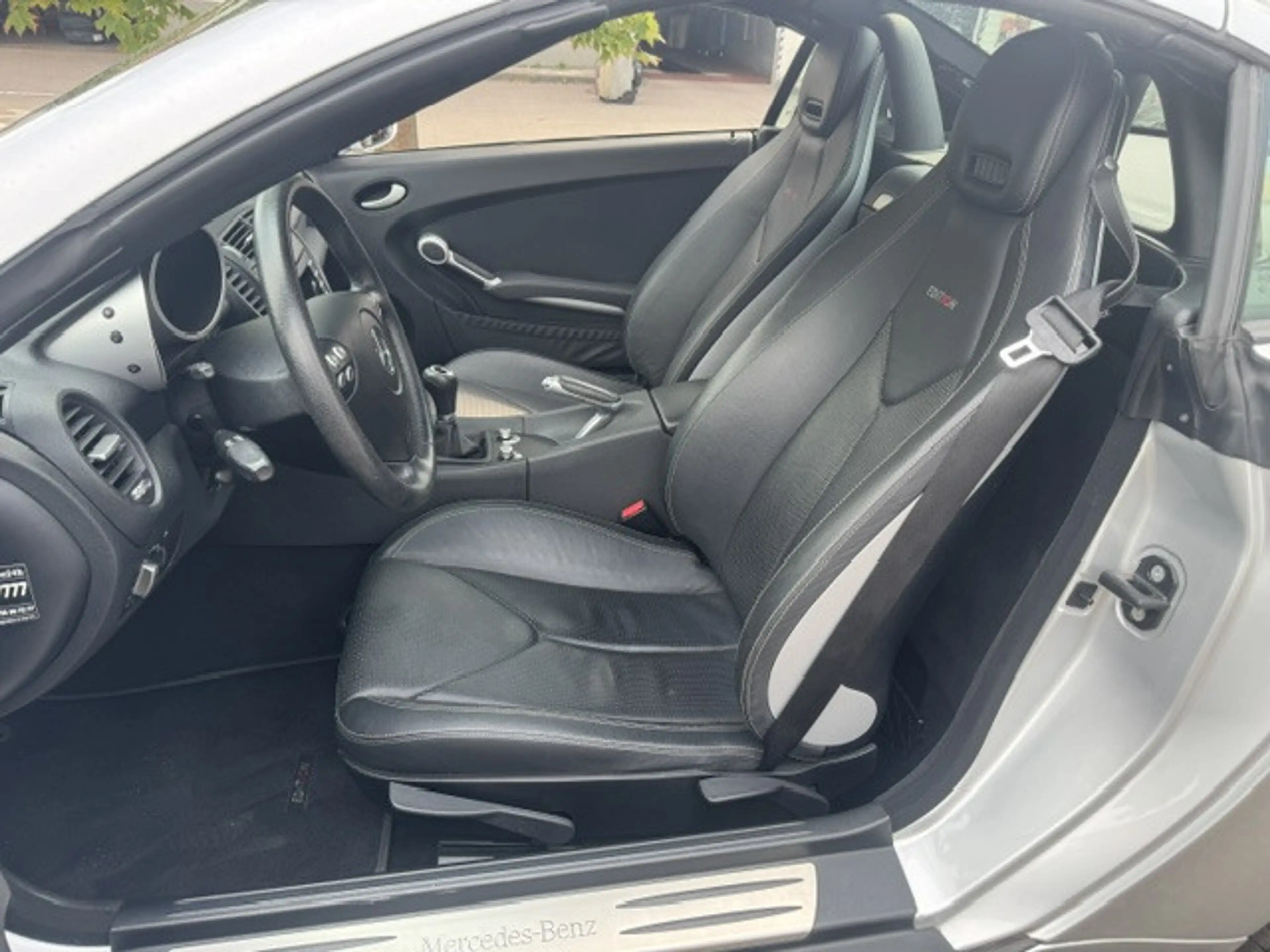 Mercedes-Benz SLK 200 MERCEDES BENZ SLK 200 KEMPRESSOR EDITION 10 LEDER — photo 10