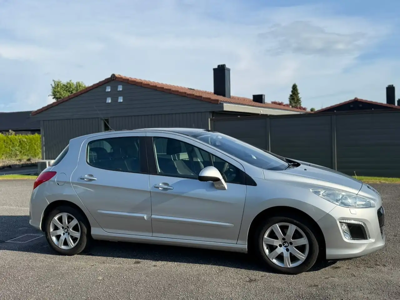 Peugeot 308 308 — photo 4