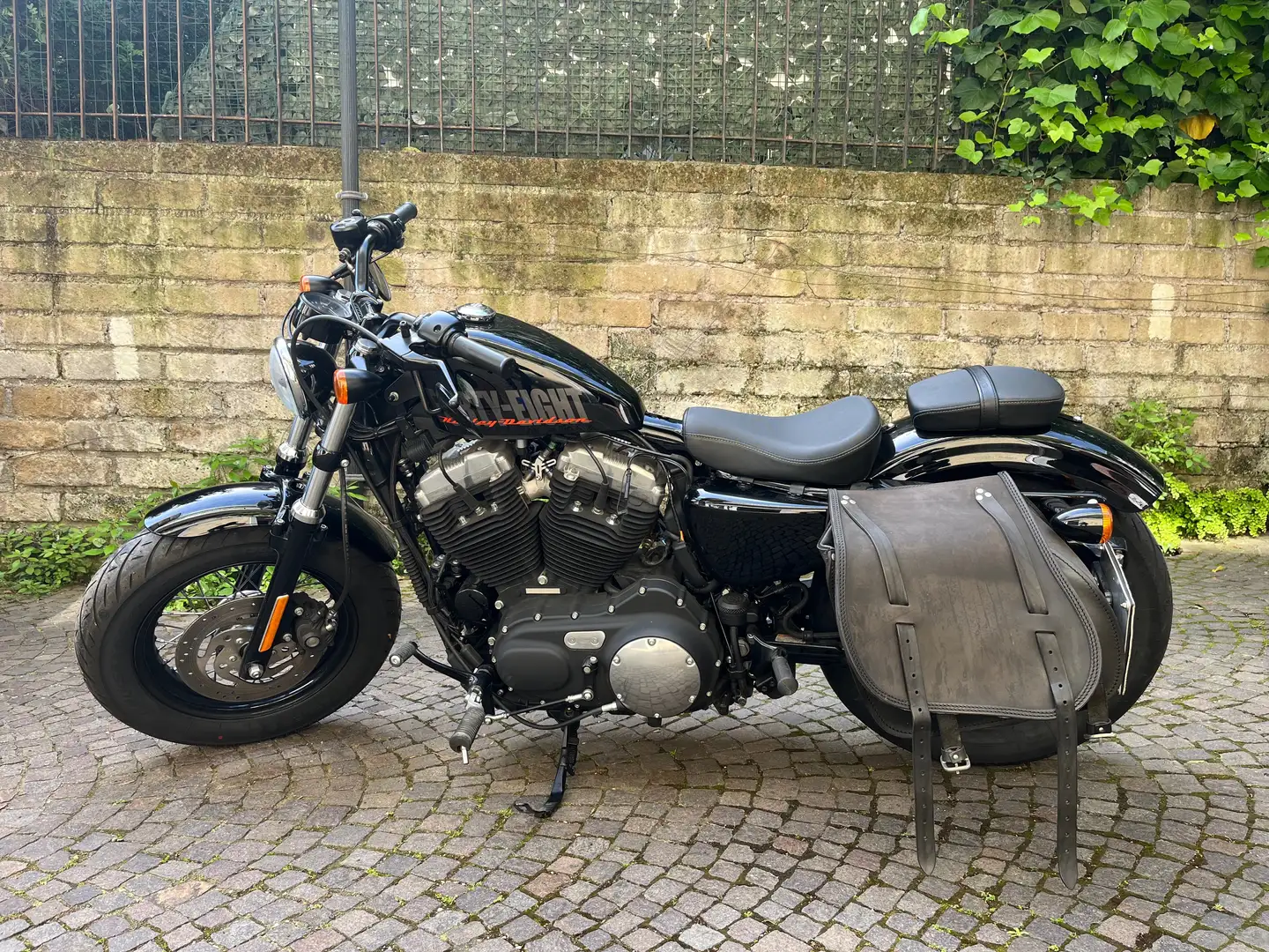 Harley-Davidson Sportster Forty Eight Noir - 2
