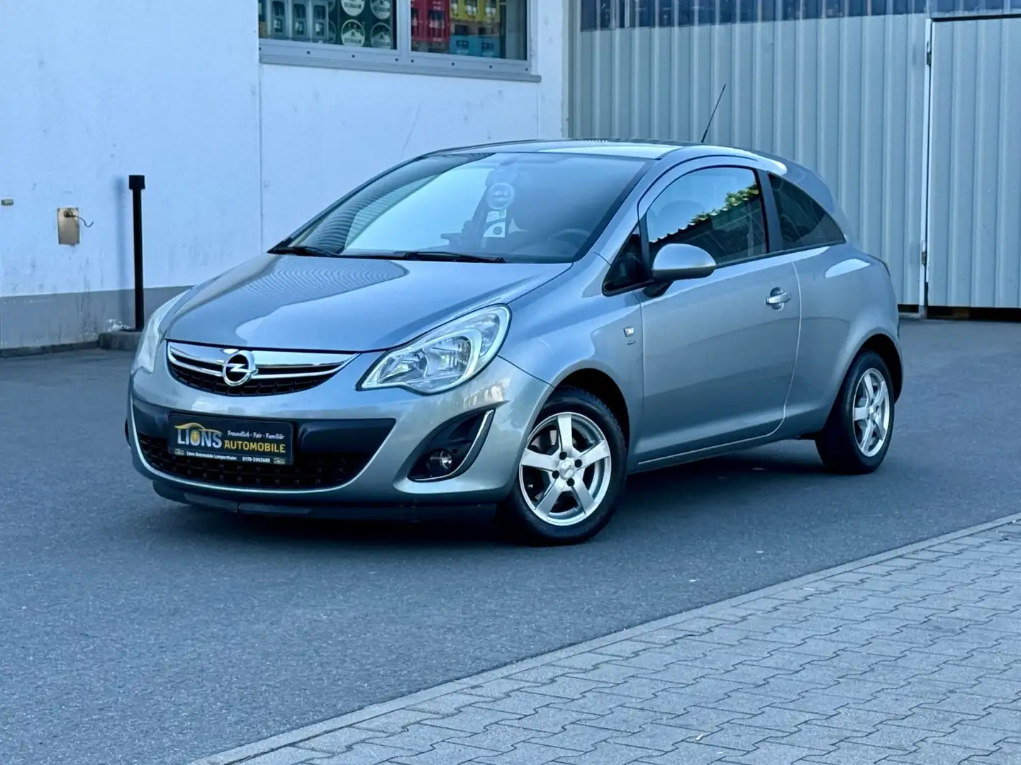Opel Corsa D Satellite/Klima/SHZ/PDC/LENKRAD HEIZUNG/ Argent - 2