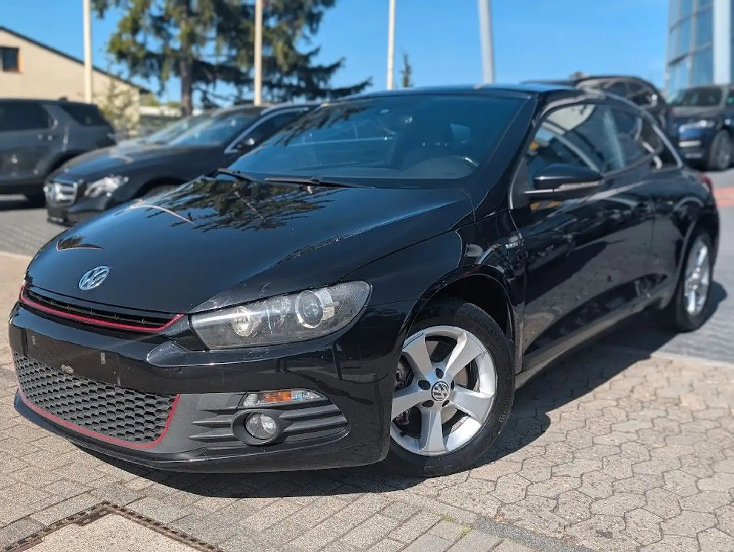 Volkswagen Scirocco 1.4 TSI Life Sitzh. Navi. BT. Чёрный - 2
