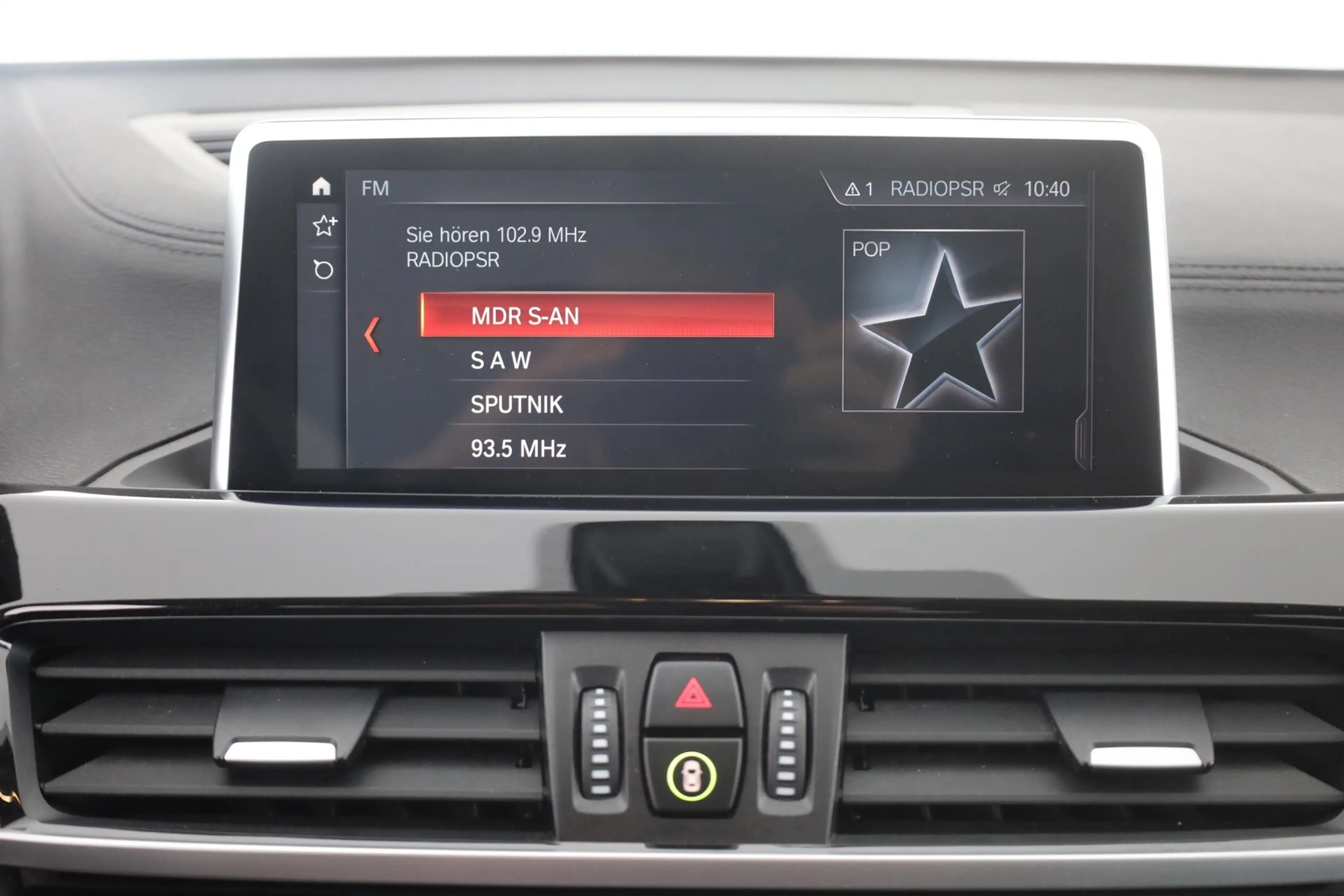 BMW X2 sDrive 18i Advantage LED Navi Kamera Tempomat — photo 13