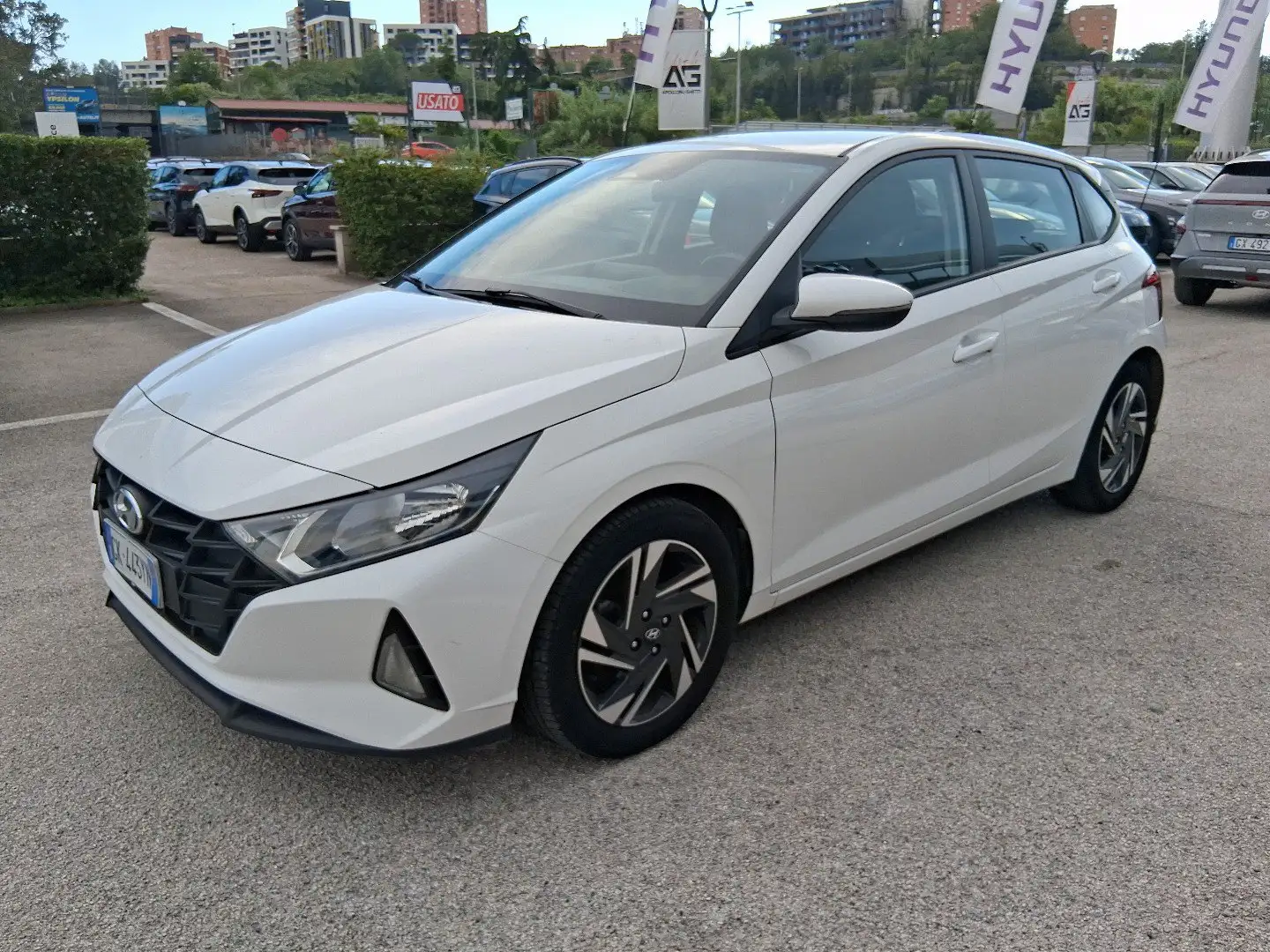 Hyundai i20 i20 1.2 MPI MT GPL Connectline Bianco - 1