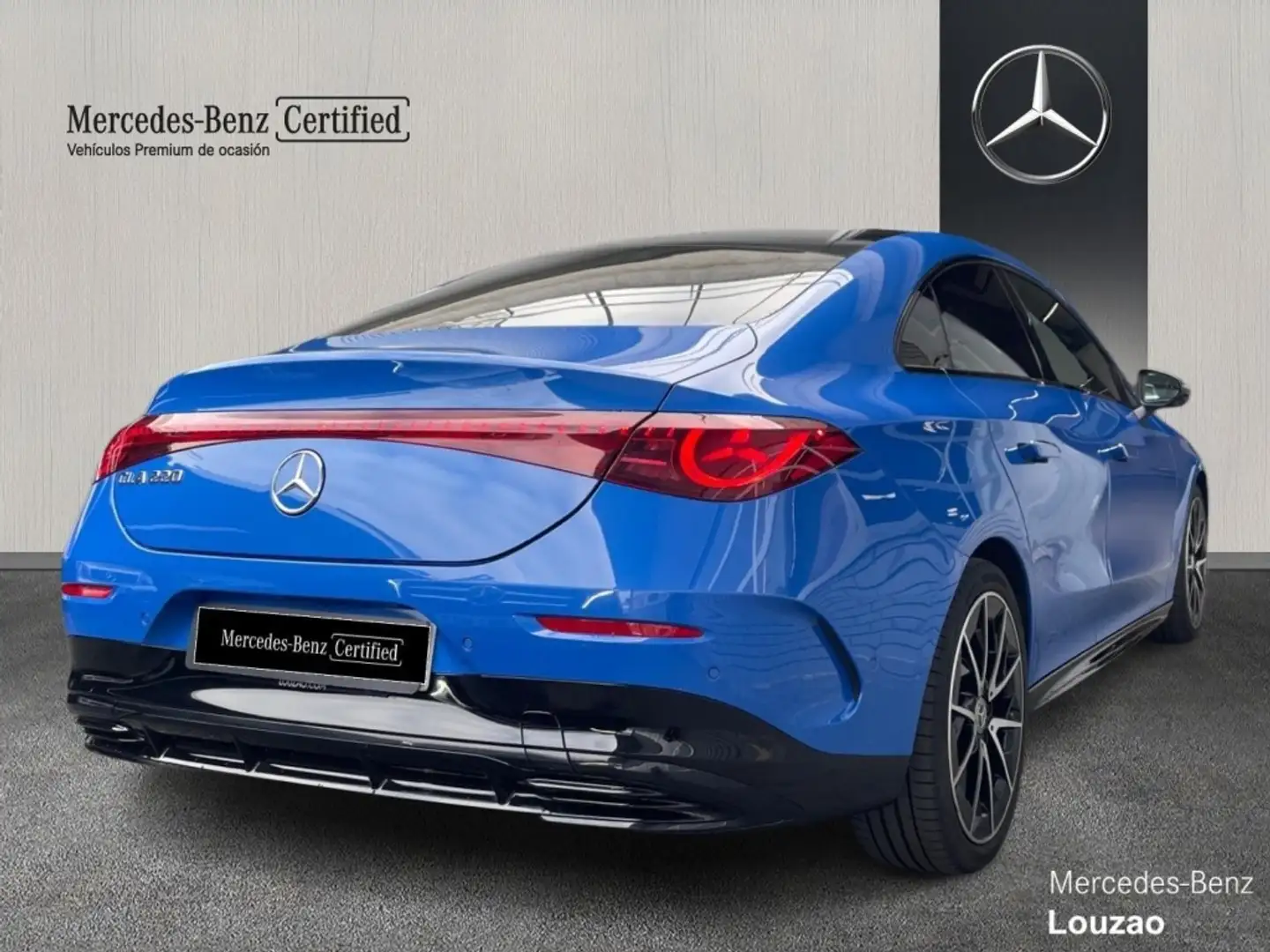 Mercedes-Benz MERCEDES-BENZ Clase CLA Deportivo  Automático de Azul - 2