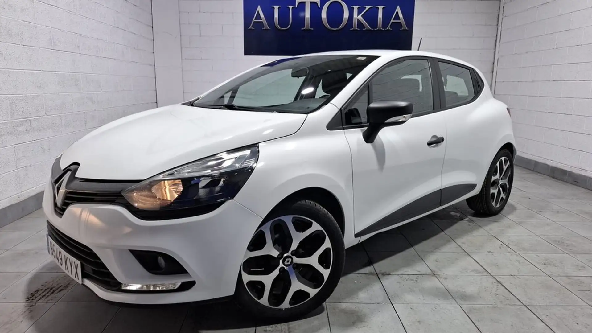 Renault Clio Business TCe 66kW (90CV) GLP -18 Weiß - 1