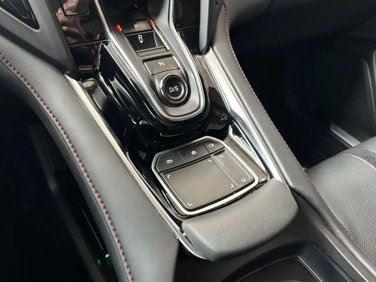 Acura RDX снимка Acura RDX