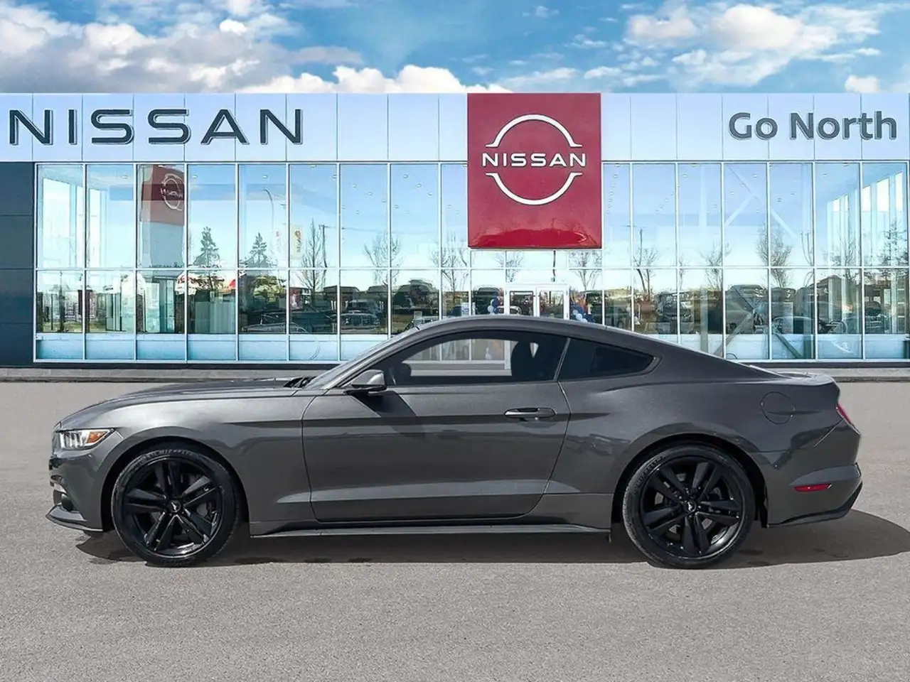 Ford Mustang снимка Ford Mustang