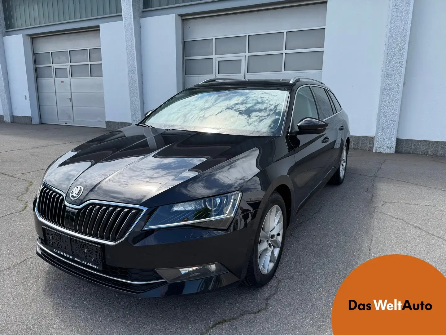 Skoda Superb 4x4 Style TDI DSG Schwarz - 1