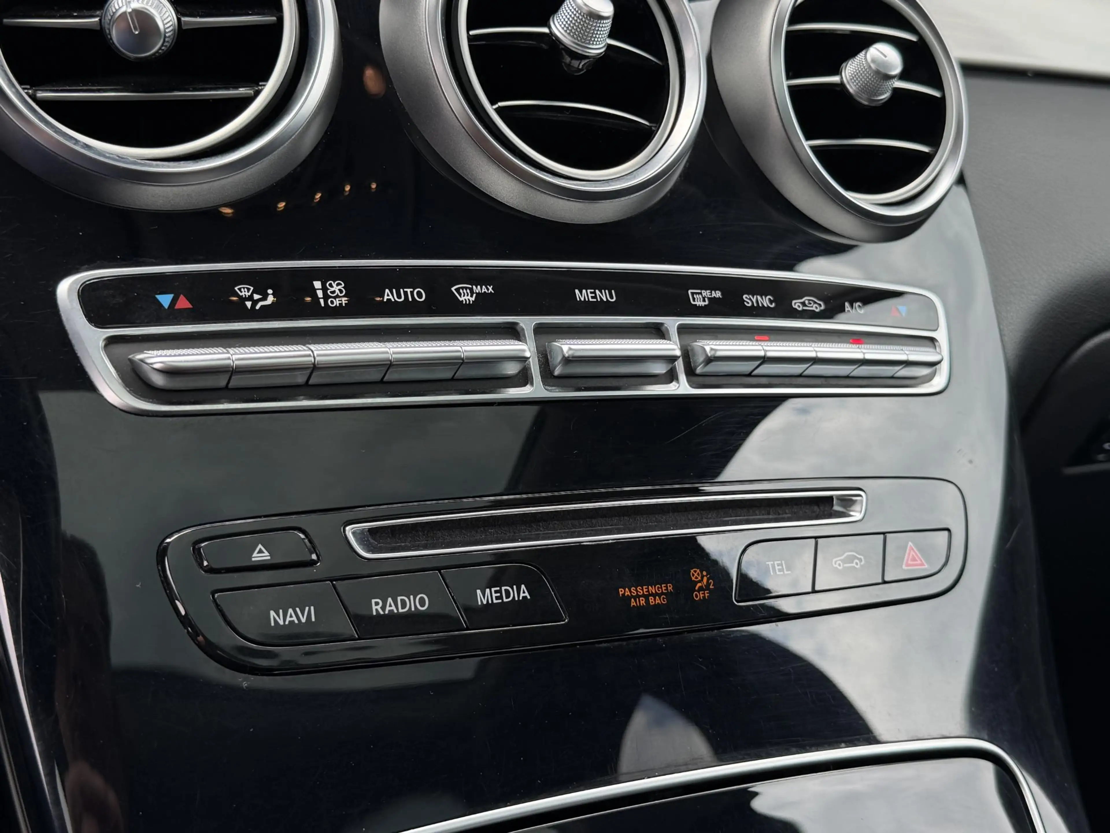 Mercedes-Benz GLC 250 4MATIC |Pano|Trekhaak|Distronic| | Pano | Trekhaak — photo 14