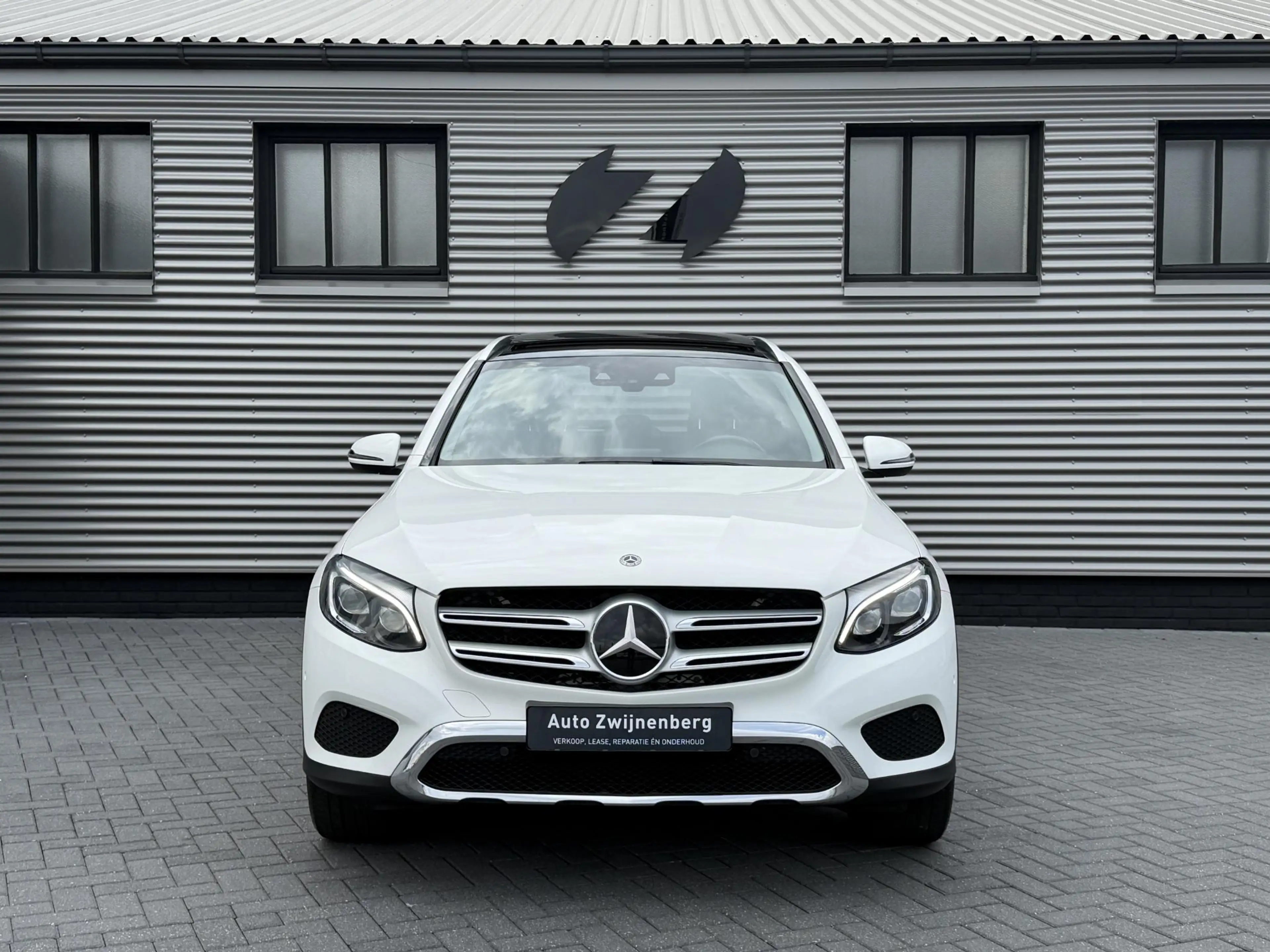 Mercedes-Benz GLC 250 4MATIC |Pano|Trekhaak|Distronic| | Pano | Trekhaak — photo 5