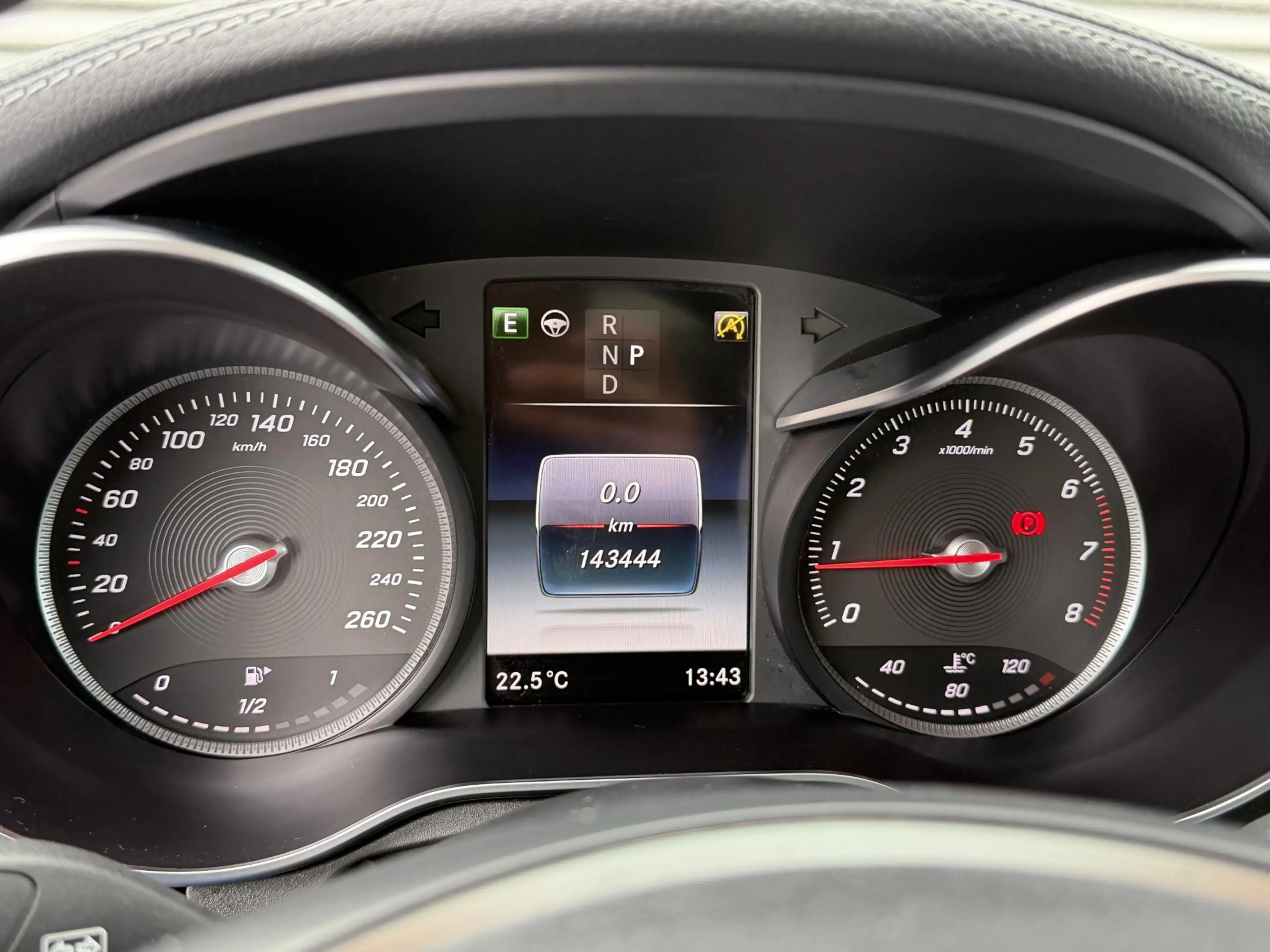 Mercedes-Benz GLC 250 4MATIC |Pano|Trekhaak|Distronic| | Pano | Trekhaak — photo 28