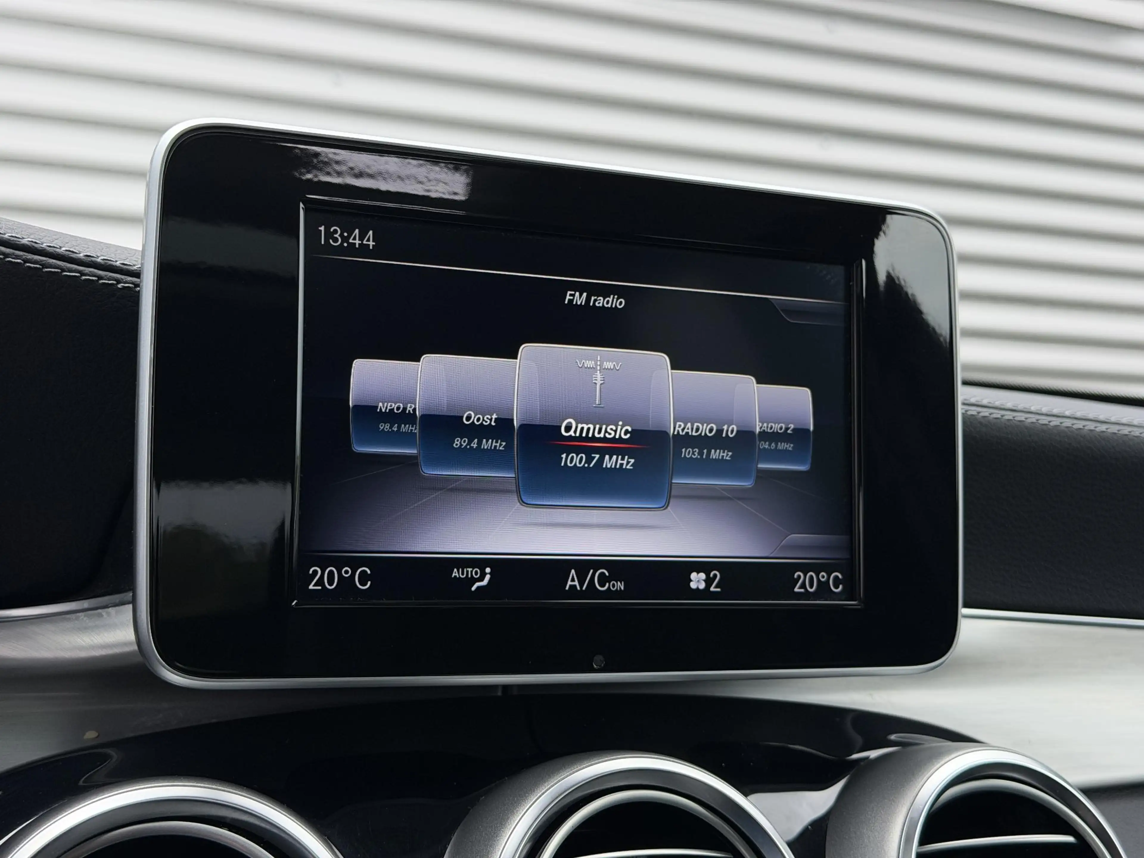 Mercedes-Benz GLC 250 4MATIC |Pano|Trekhaak|Distronic| | Pano | Trekhaak — photo 16