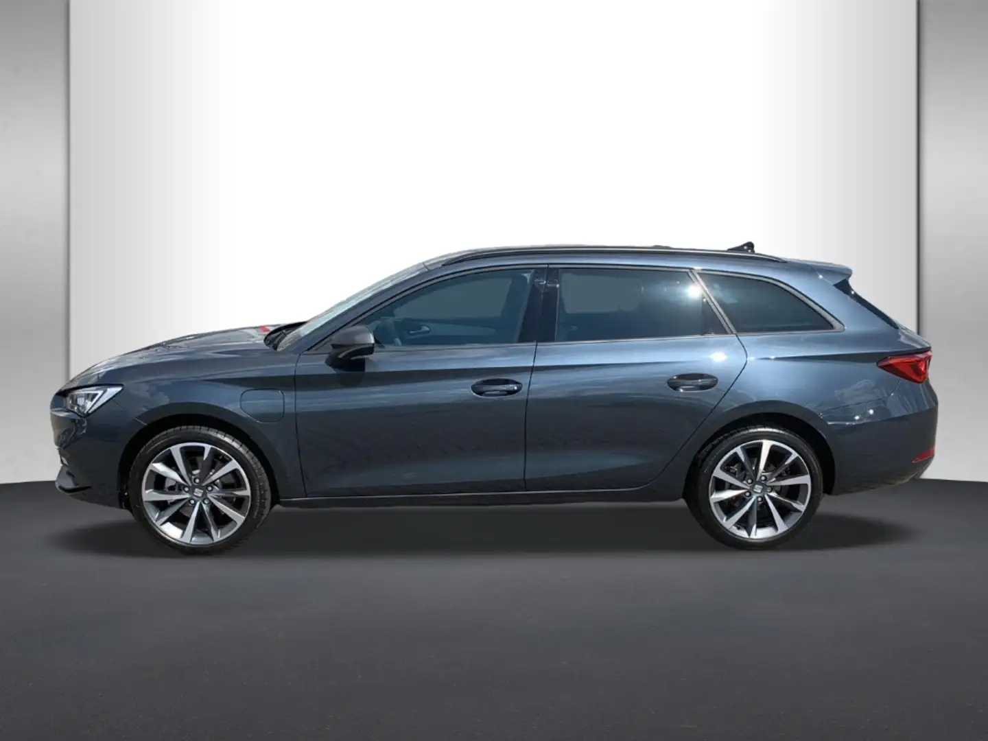 SEAT Leon Sportstourer 1.4 e-Hybrid FR TYP2+NAVI+DAB+ Grau - 2