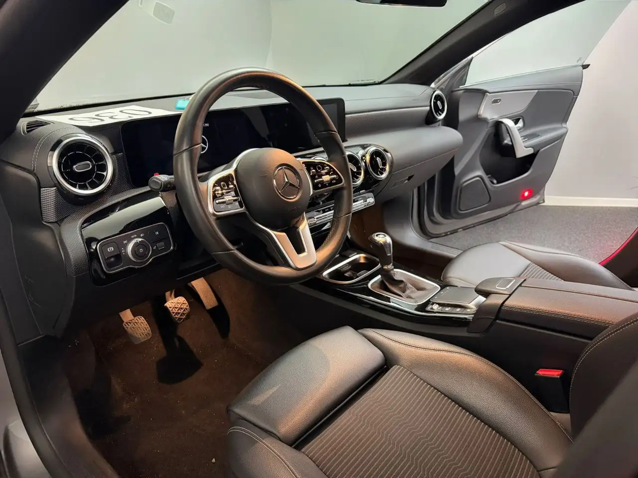 Mercedes-Benz CLA 180 Coupe Urban WIDE*LED*RÜCKKAM*CARPLAY*TOP 9