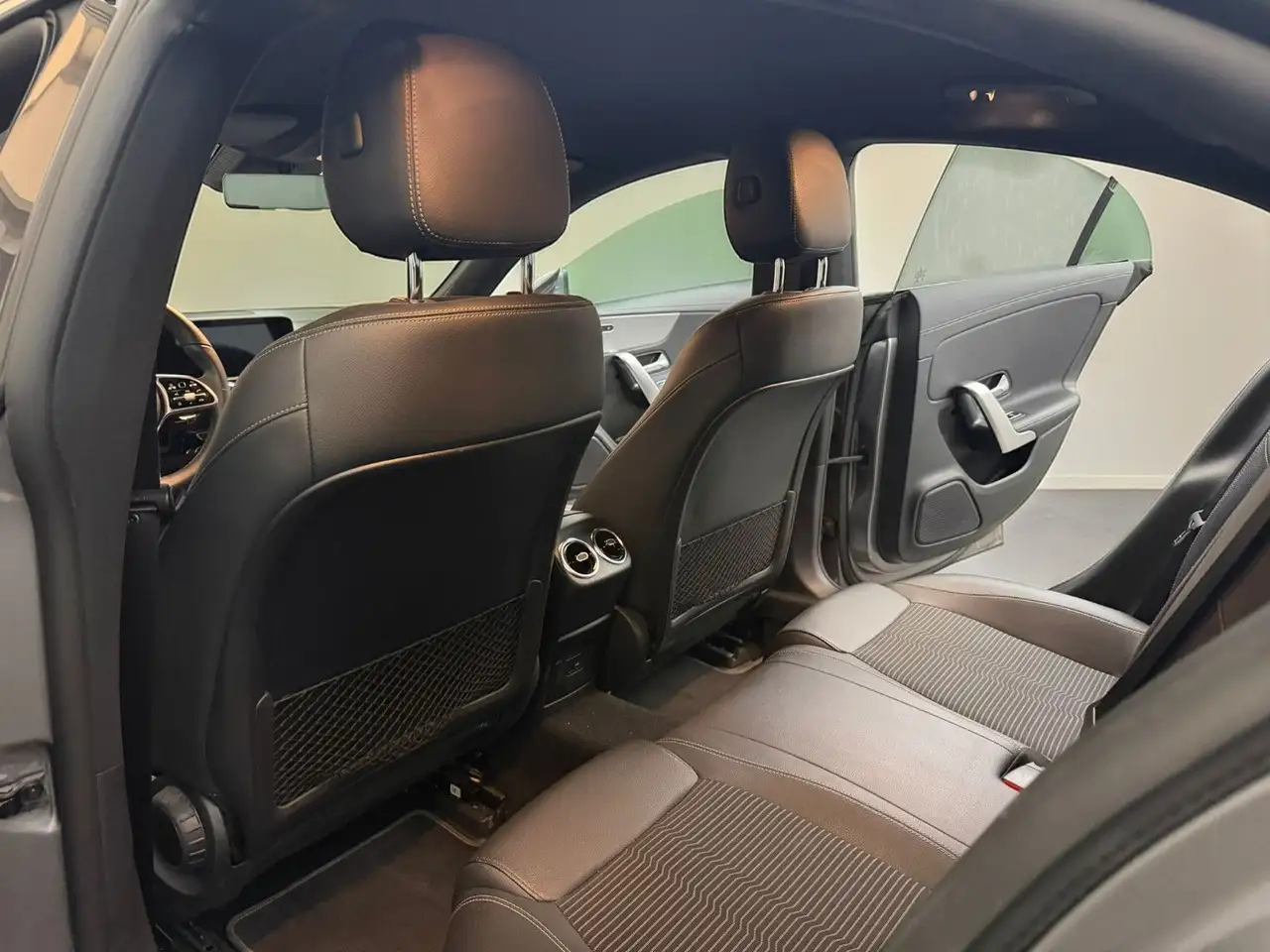 Mercedes-Benz CLA 180 Coupe Urban WIDE*LED*RÜCKKAM*CARPLAY*TOP 11