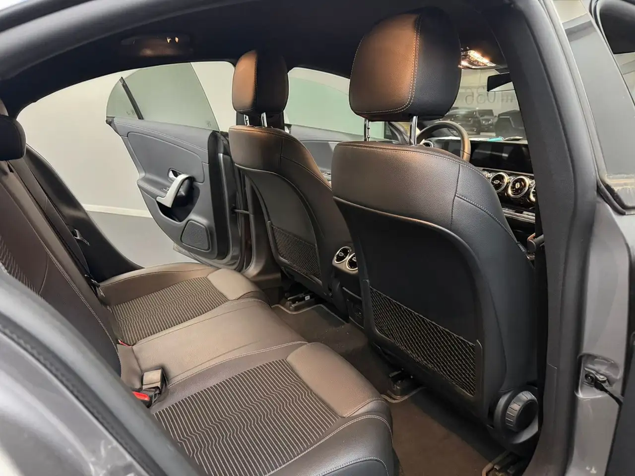 Mercedes-Benz CLA 180 Coupe Urban WIDE*LED*RÜCKKAM*CARPLAY*TOP 13