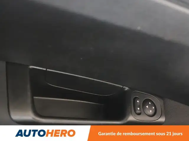 Fiat 500C view 25