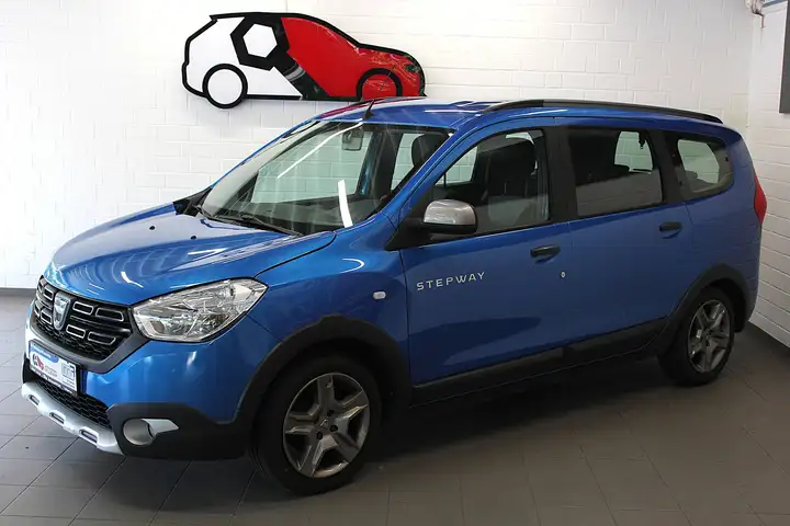 Dacia Lodgy Stepway Motor 1,5Ltr. Blue dCi "7-Sitzer" Rfk AHK Tempom