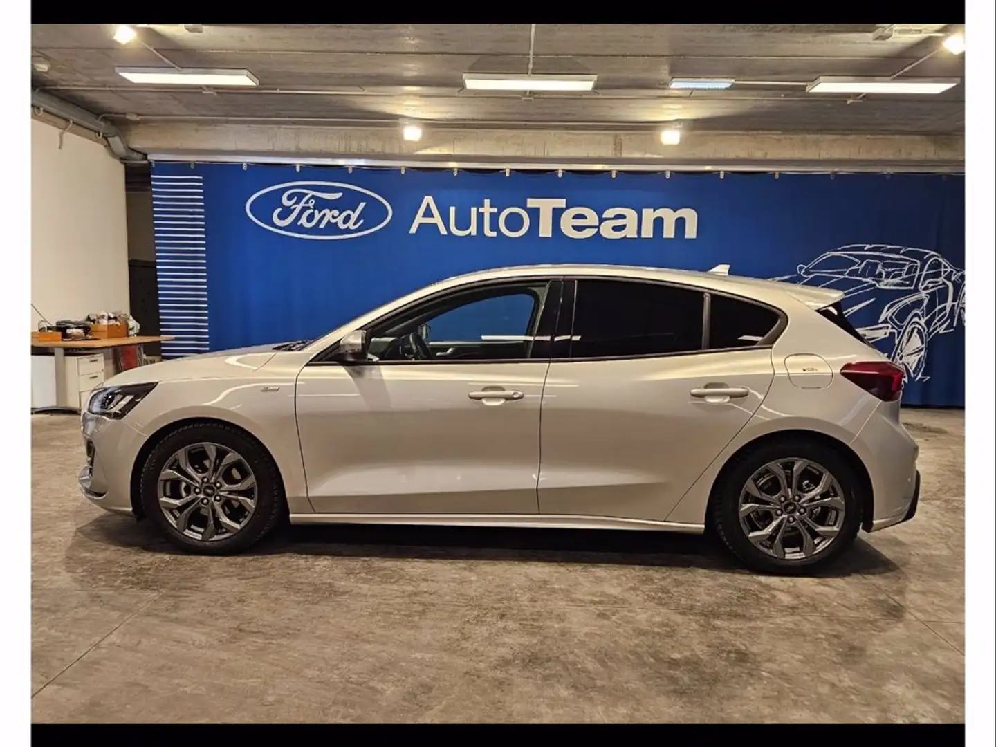 Ford Focus 1.5 ecoblue st-line 115cv auto Grigio - 2