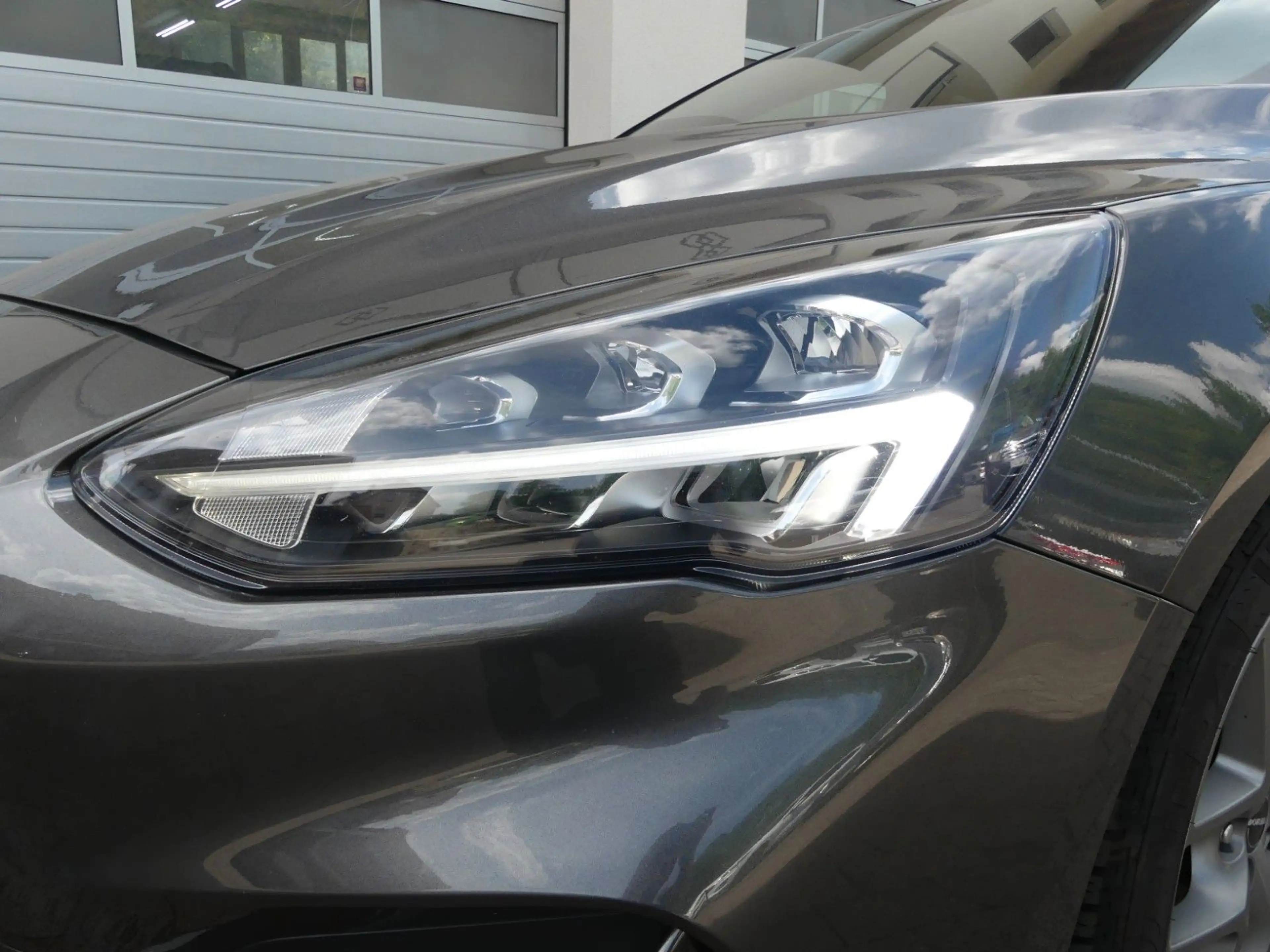 Ford Focus Lim. ST-Line — photo 9