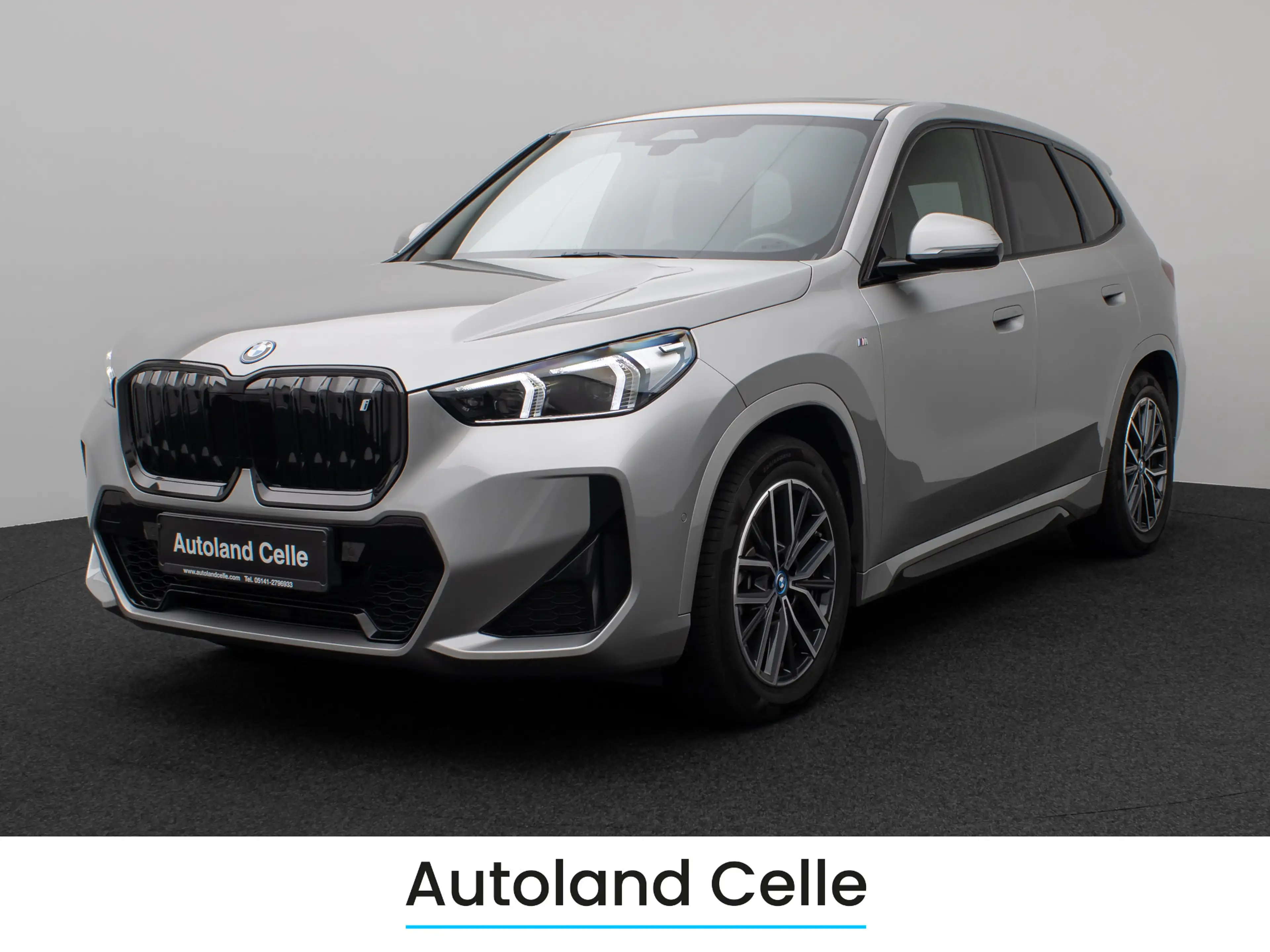 BMW iX1 M Sport Panorama Kamera DAB Komfort LED