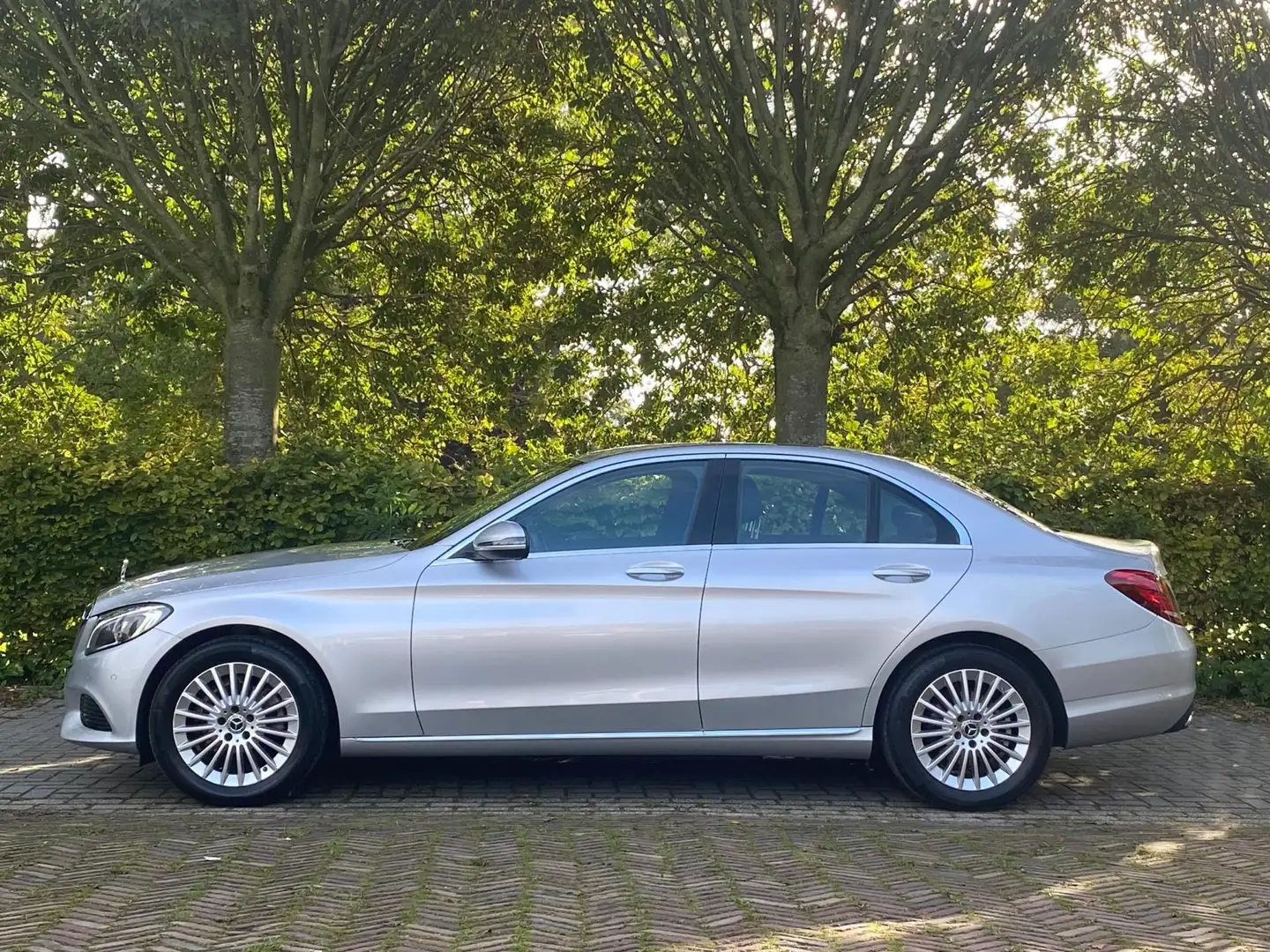 Mercedes-Benz C 180 Premium Plus | Navi | LED | Trekhaak | Garantie Grau - 2