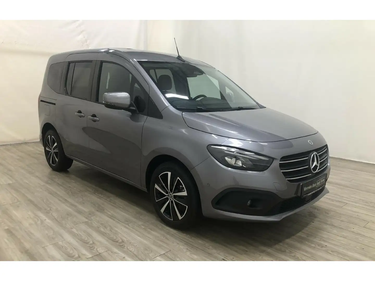 Mercedes-Benz T-Class T 180 PROGRESSIVE Navi*LED*Kamera*KEYLESS-Go*PTS Gris - 2