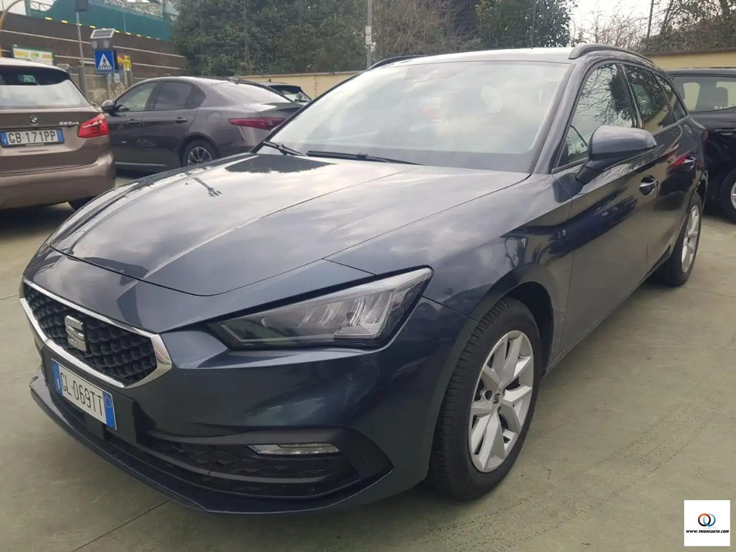 SEAT Leon ST 1.0 TSI Style Grijs - 1