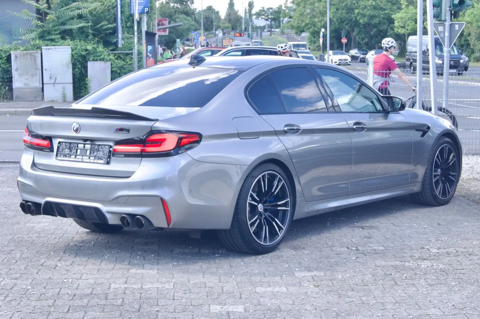 BMW M5 *AKRAPOVIC ANLAGE+CARBON+MOD.2019 Gris - 2