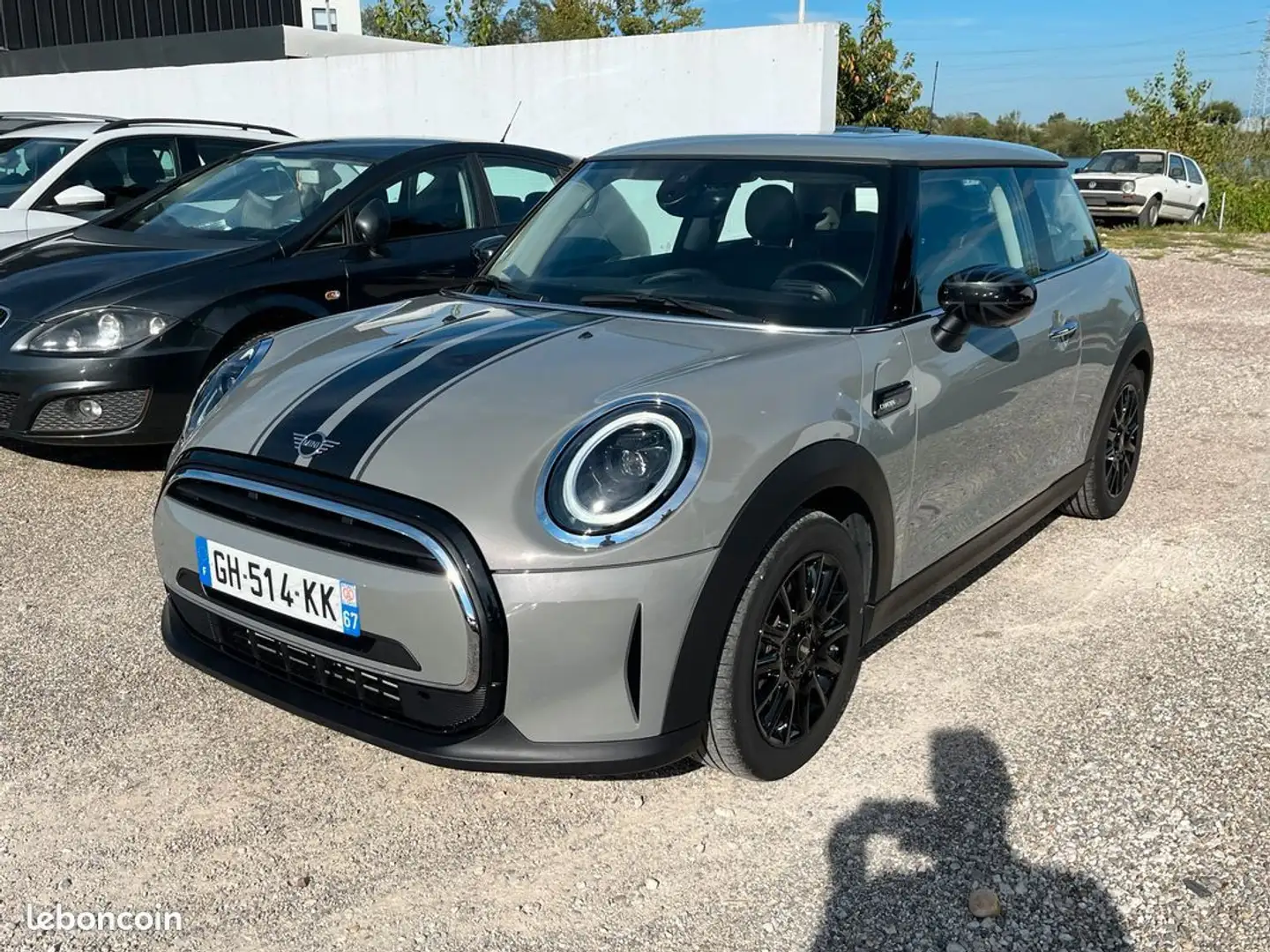 MINI One 1.5L Edition Camden, toit ouvrant, comme neuve Gris - 2