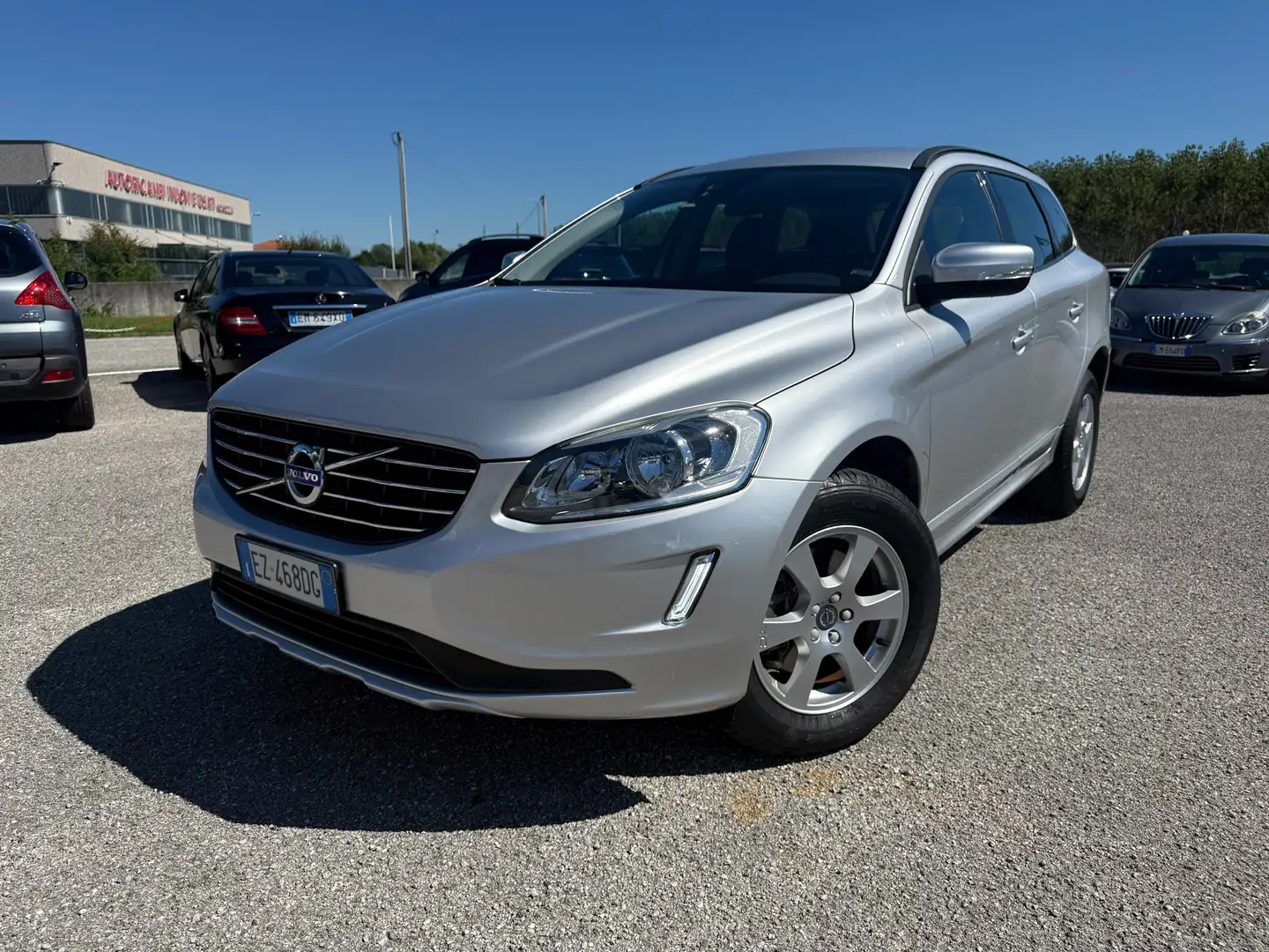 Volvo XC60 XC60 2015 2.0 D5 136cv geartronic Silber - 1