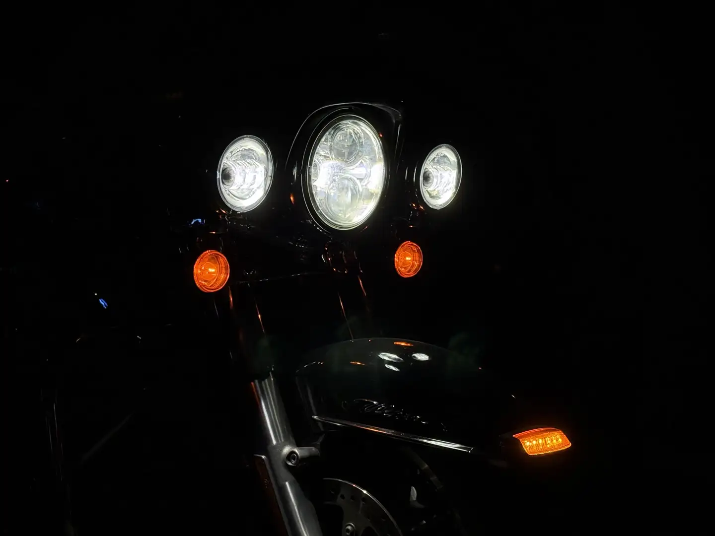Harley-Davidson Street Glide Ultra Limited - 2