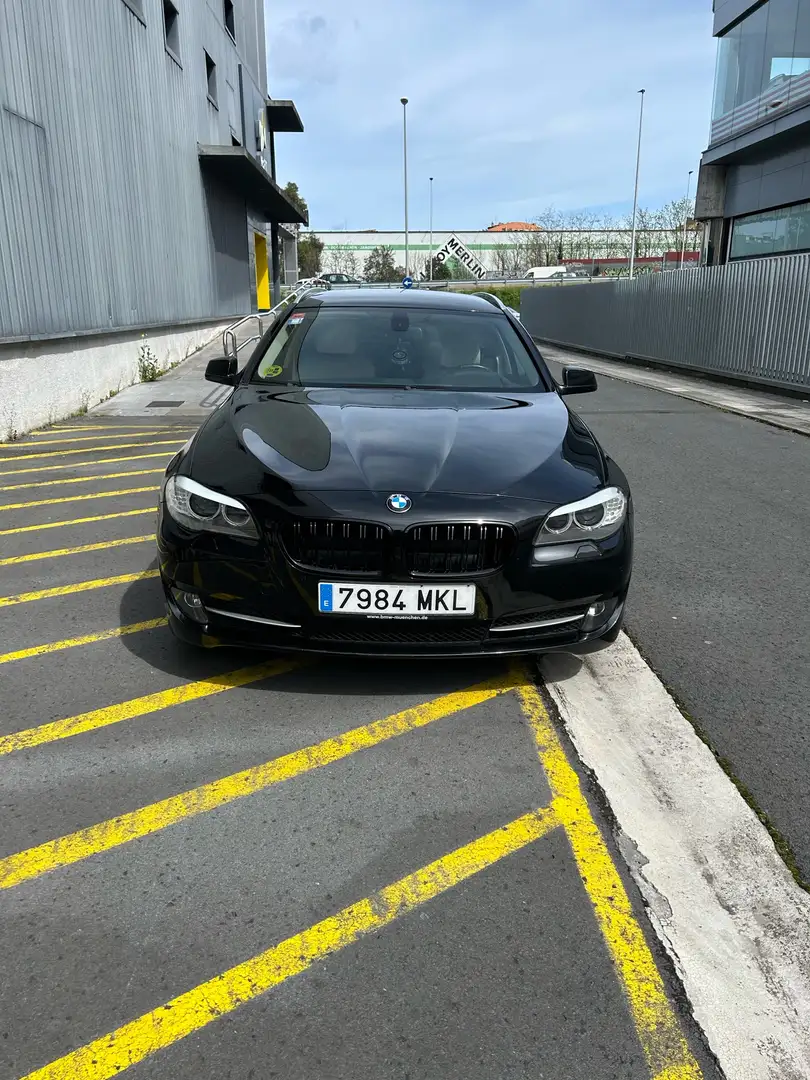 BMW 525 525dA Touring - 1