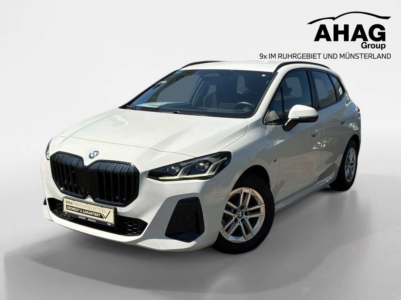 BMW 220 2025