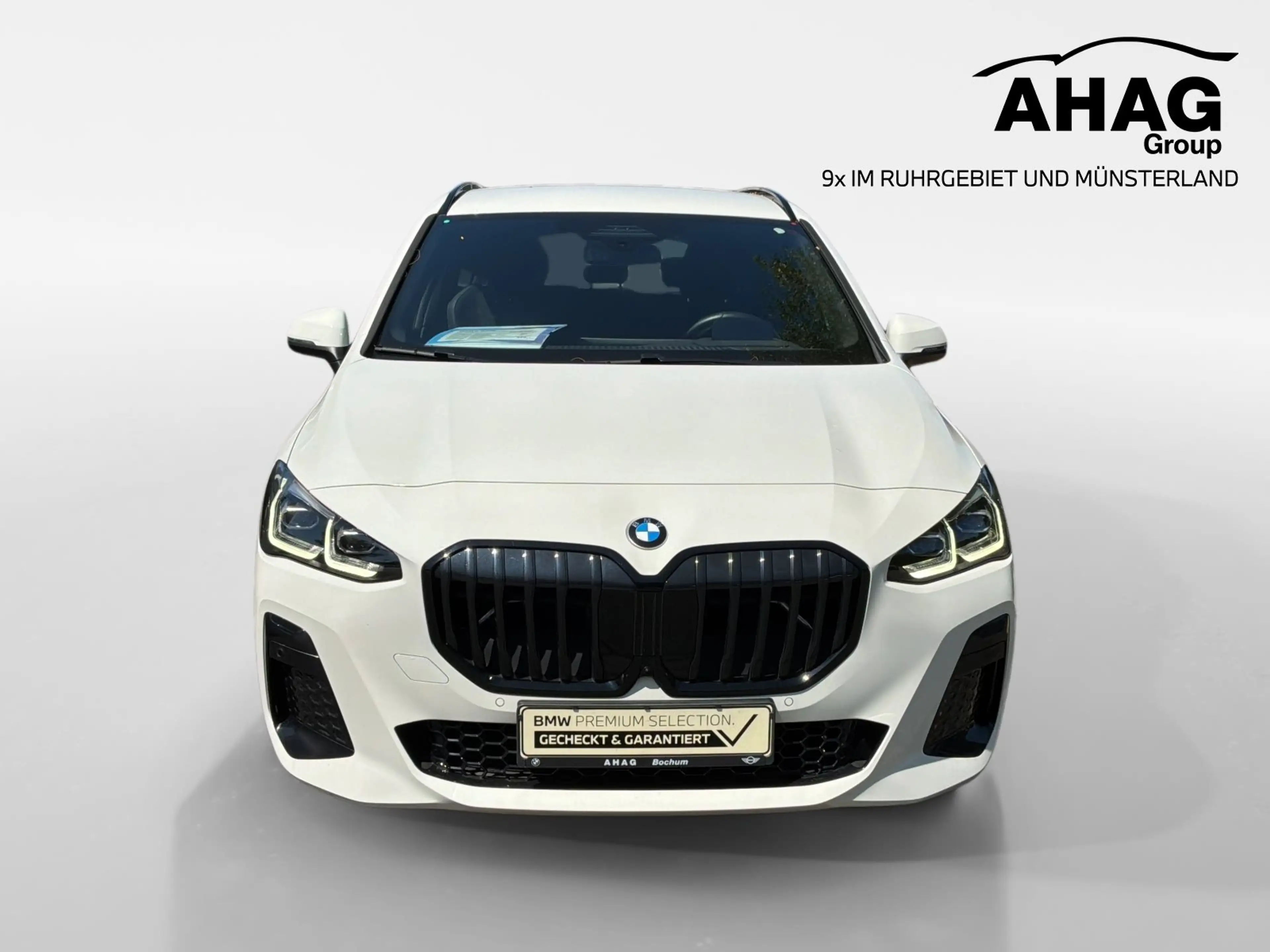 BMW 220 i Active Tourer Aut. — photo 2