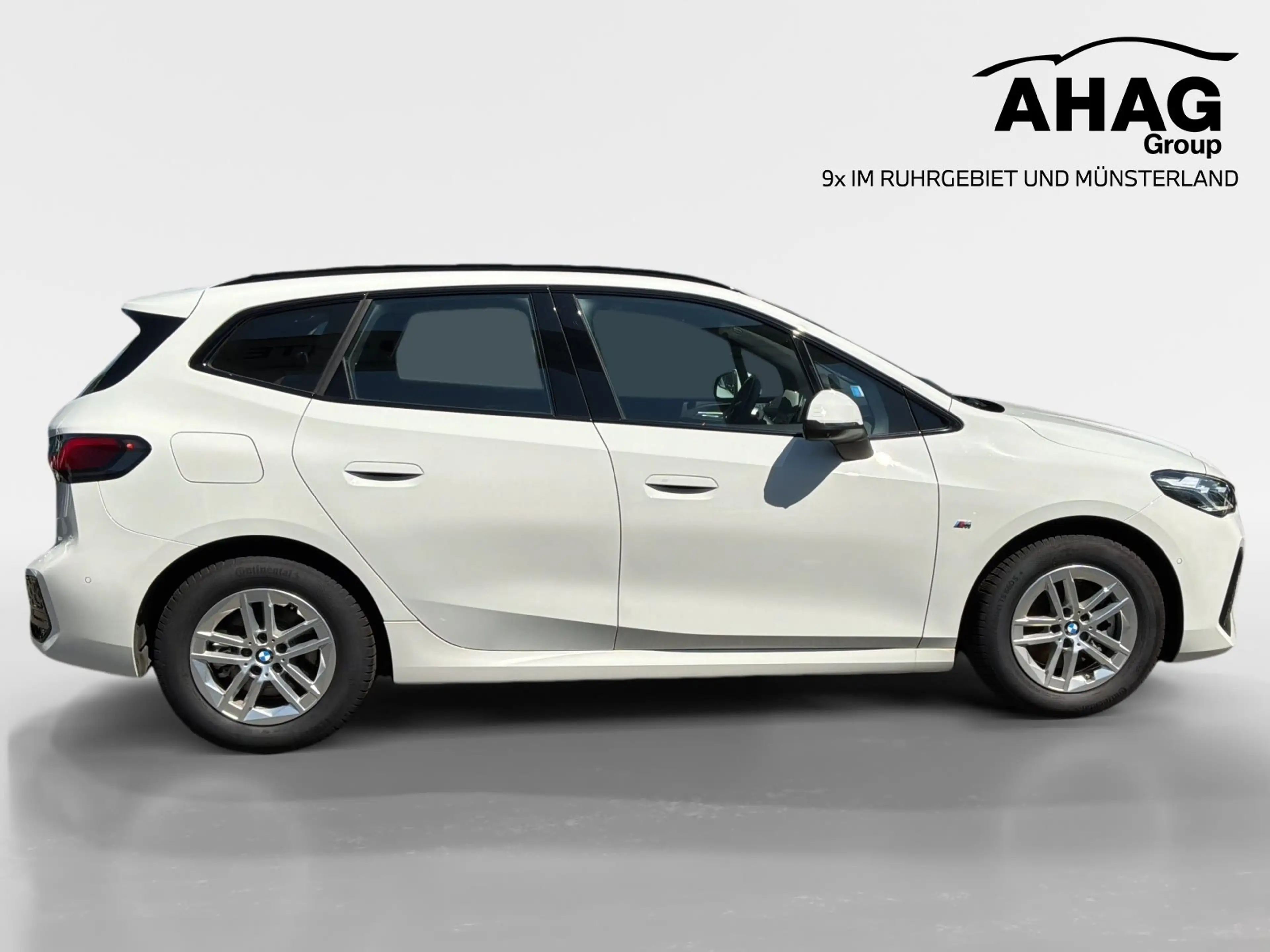 BMW 220 i Active Tourer Aut. — photo 3