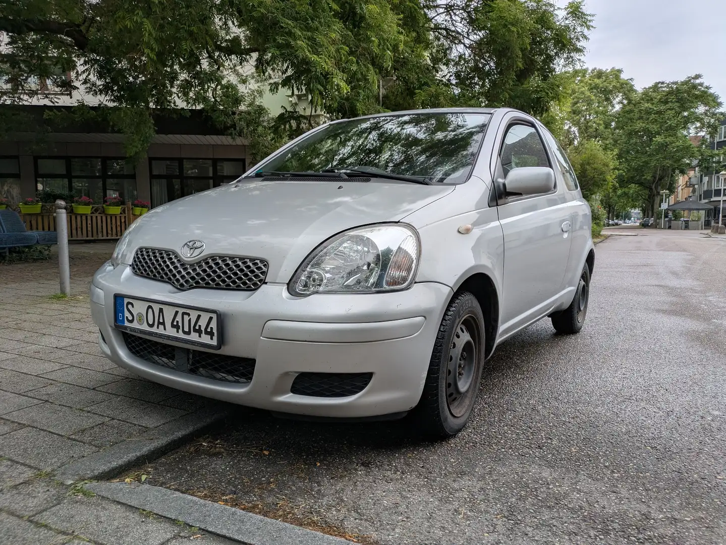 Toyota Yaris 1.0 Eco - 1