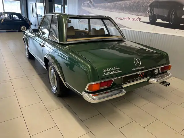 Mercedes-Benz 280 view 10