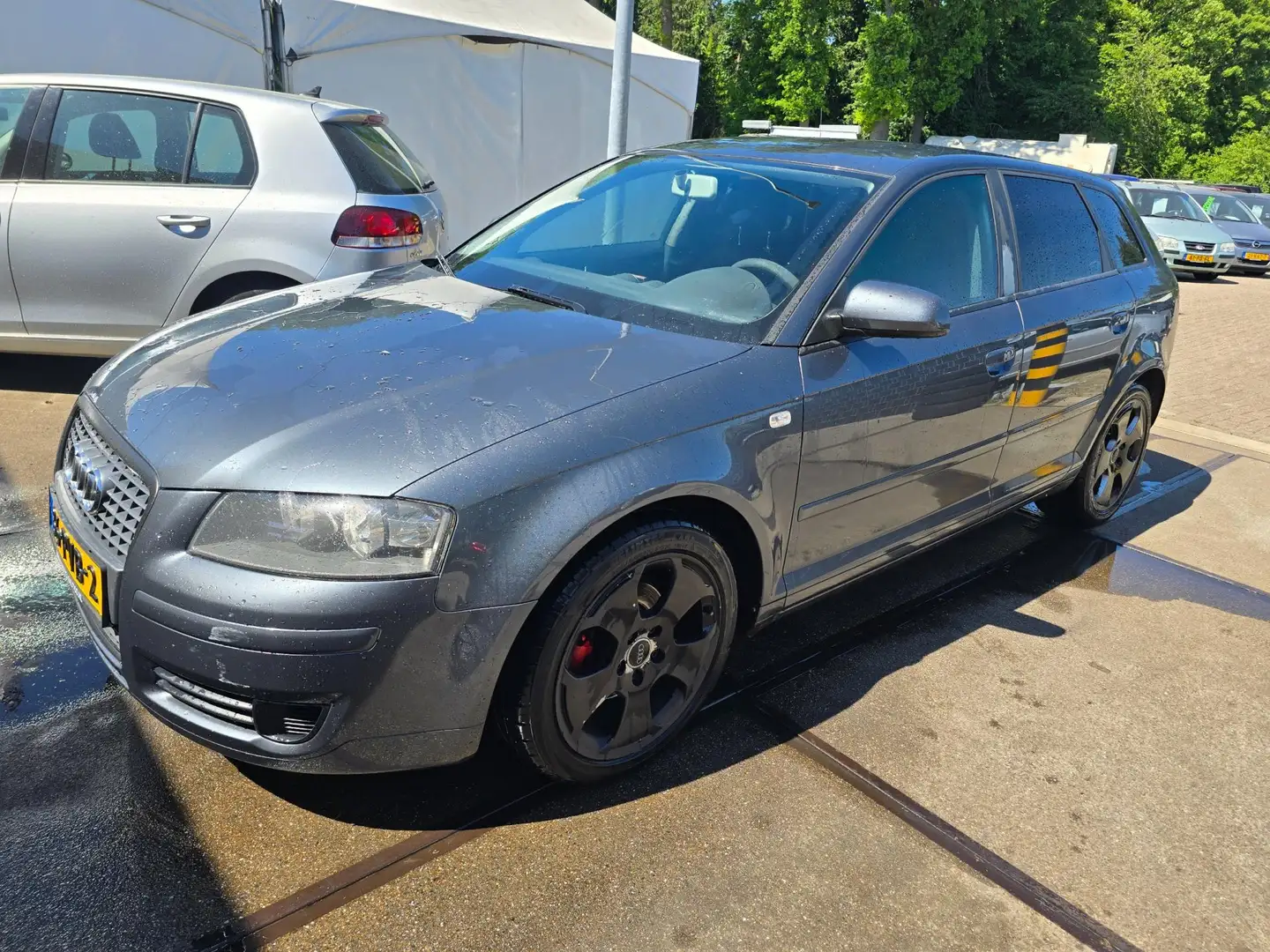 Audi A3 Sportback 1.6 FSI koppeling kapot Grijs - 2