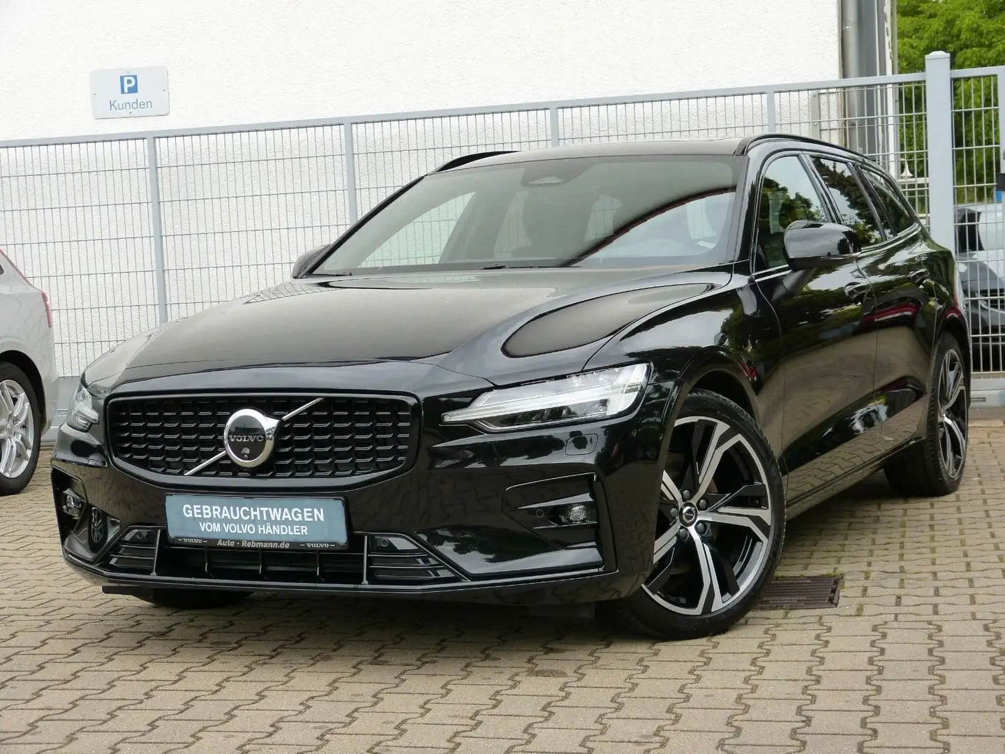 Volvo V60 B4 Ultimate Dark  B&W 360°Akustik Negro - 2