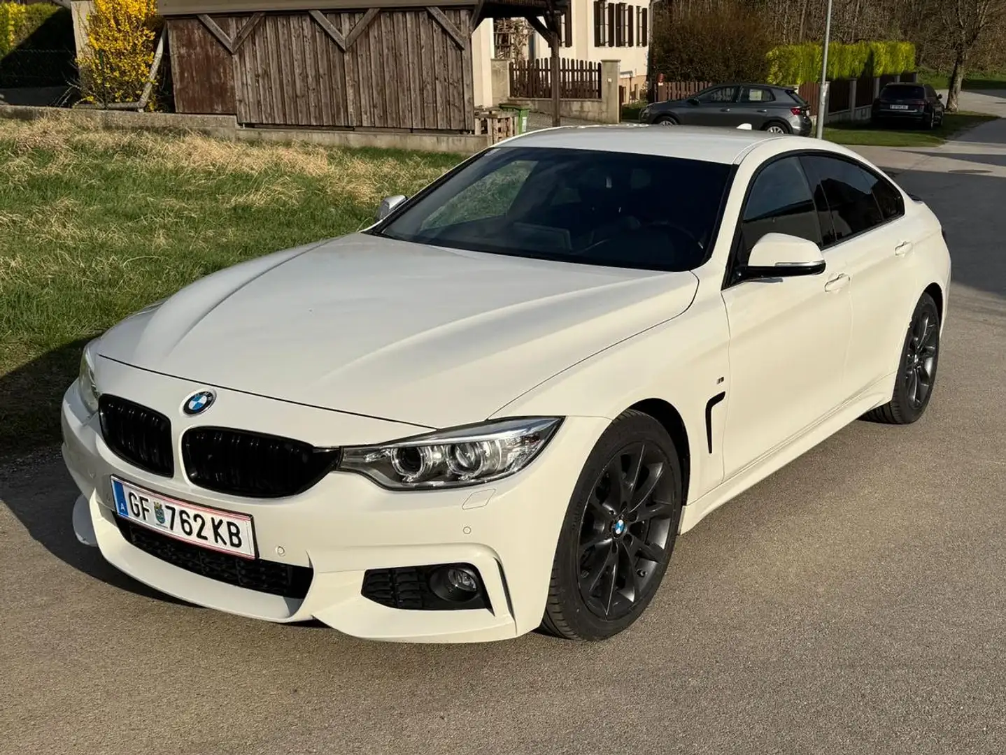 BMW 418 418d Gran Coupe M Sport Aut. M Sport, 8-fach bereift Weiß - 1